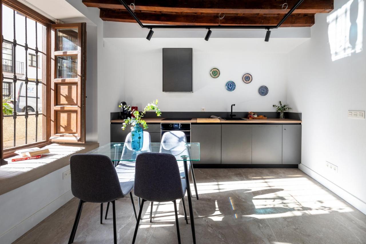 Apartamentos Realejo - Diseno, Confort Y Encanto En El Centro Historico De غرناطة المظهر الخارجي الصورة